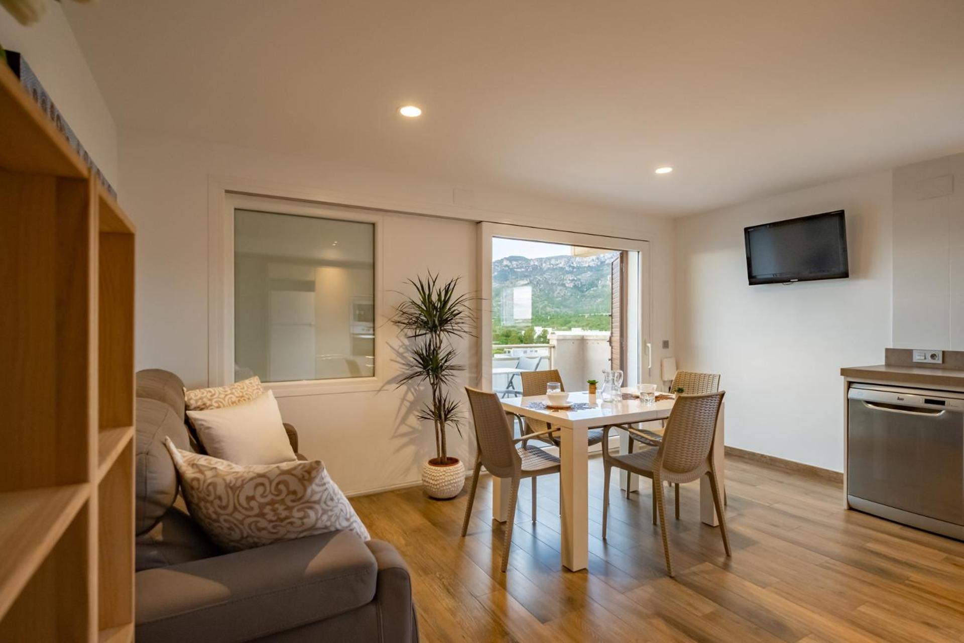 Apartamento Con Terraza, Vistas Playa Y Montana โอสปิตาเล็ต เด ลินฟันต์ ภายนอก รูปภาพ