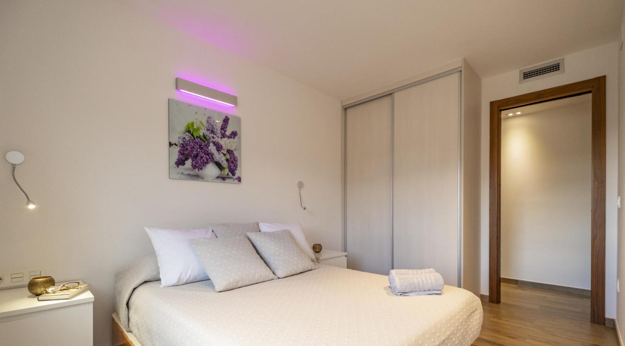 Apartamento Con Terraza, Vistas Playa Y Montana โอสปิตาเล็ต เด ลินฟันต์ ภายนอก รูปภาพ